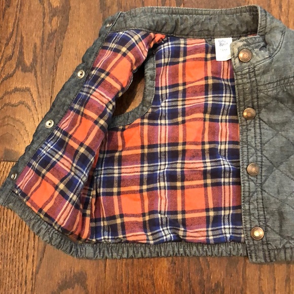 Boys Vest - Picture 3 of 3